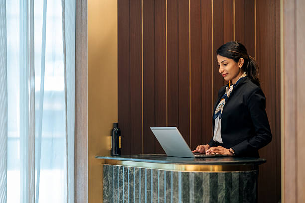 Front Desk Executives